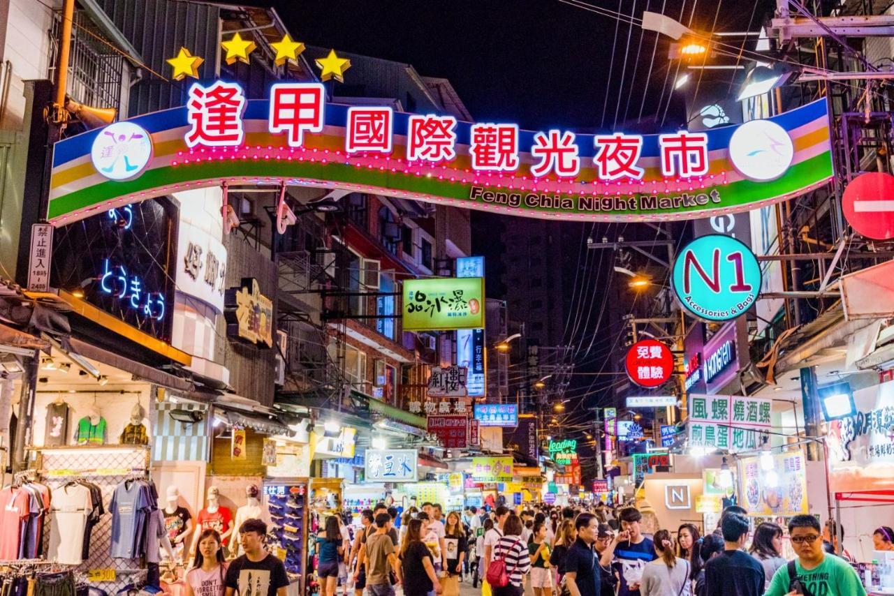 Fengjia 101 Apartment ไถจง ภายนอก รูปภาพ