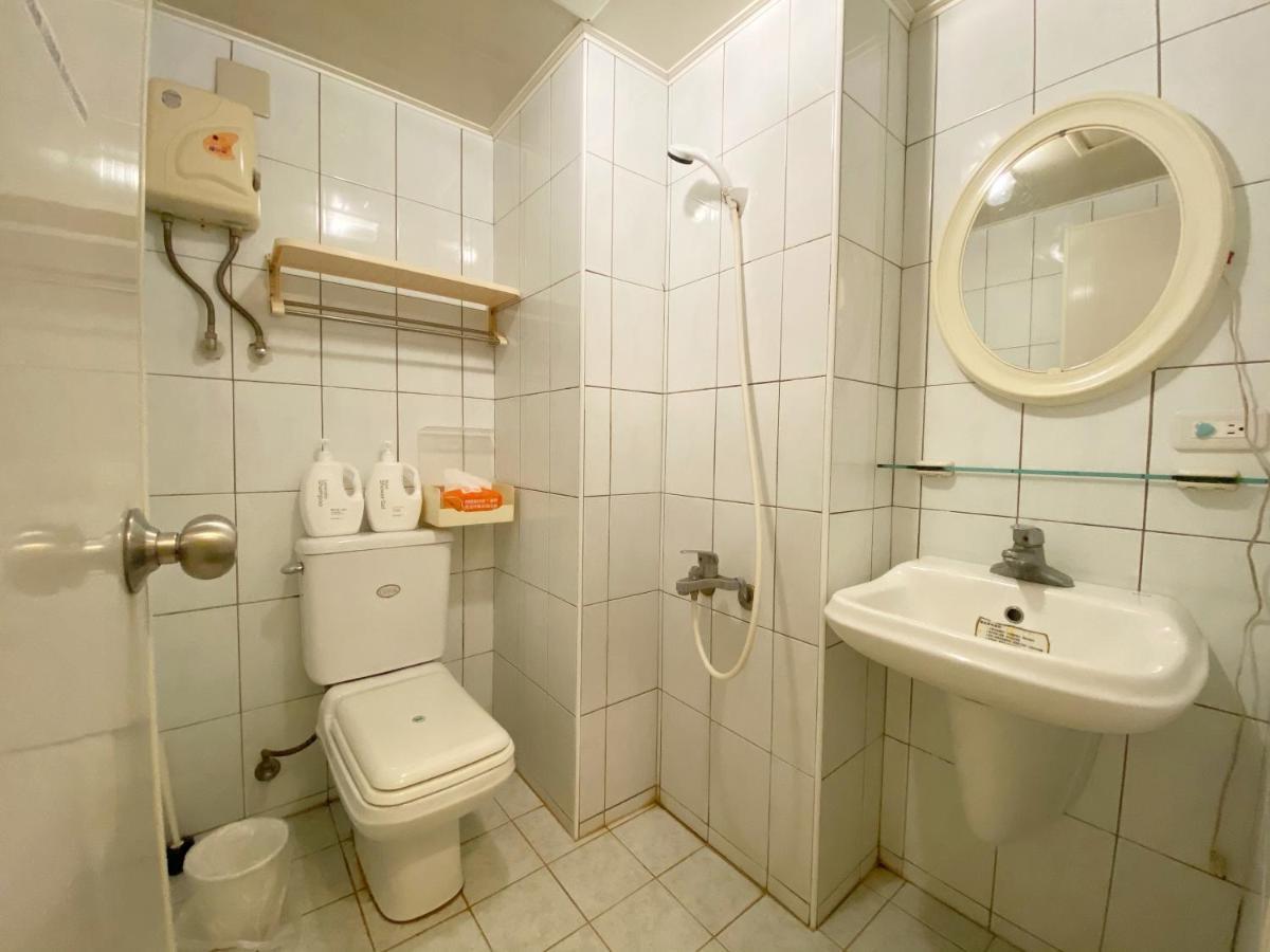 Fengjia 101 Apartment ไถจง ภายนอก รูปภาพ